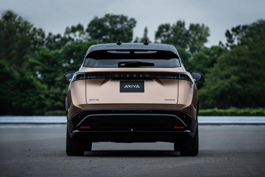  Nissan Ariya e-4orce 2020 года  (JP) (фото 12 из 53)